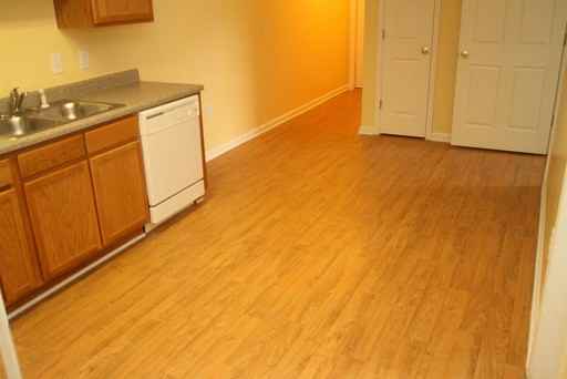 110 S Roberson St - Photo 2 of 14