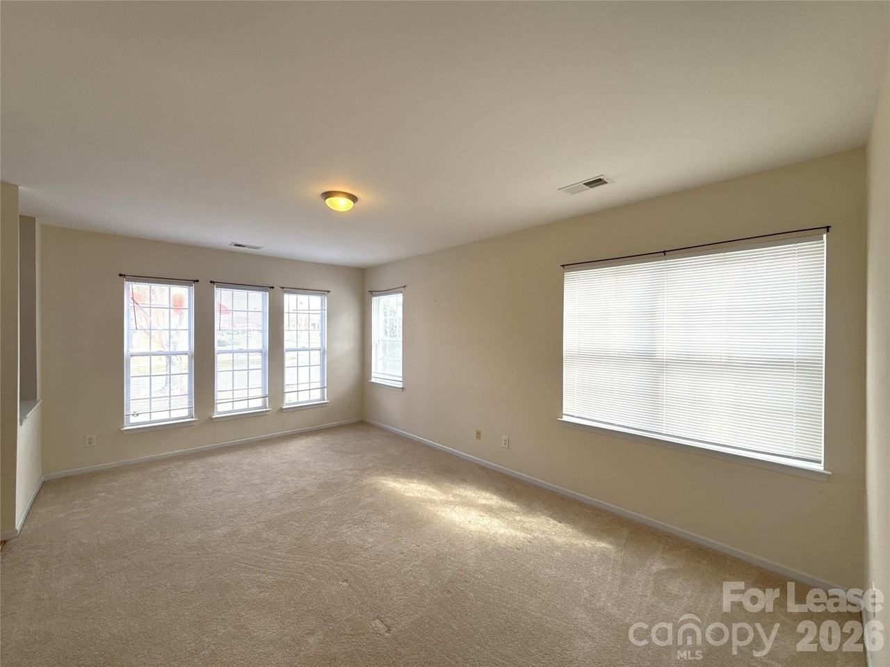 7023 Brighton Park Dr - Photo 2 of 24