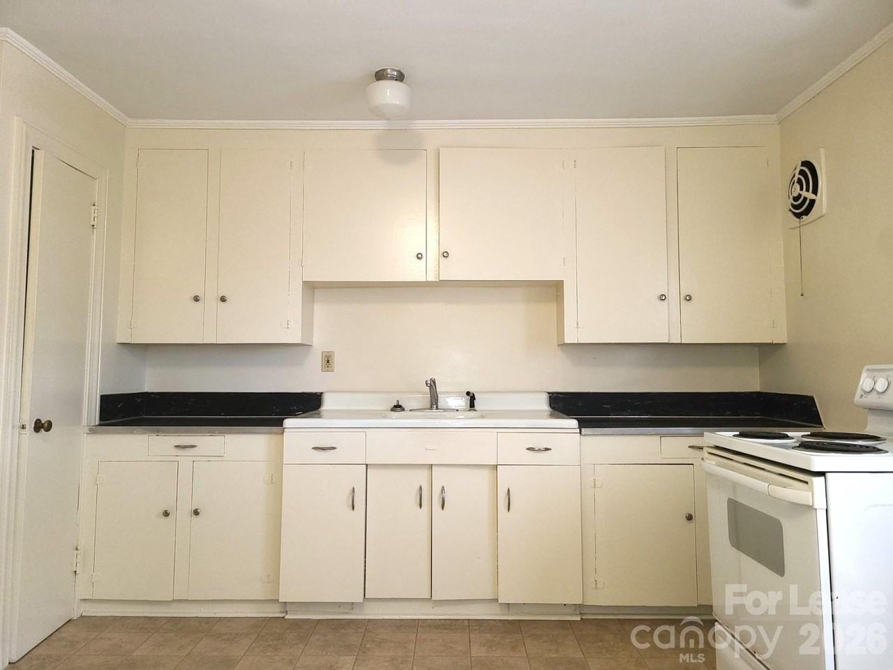 2245 Crescent Ave #4 - Photo 2 of 13