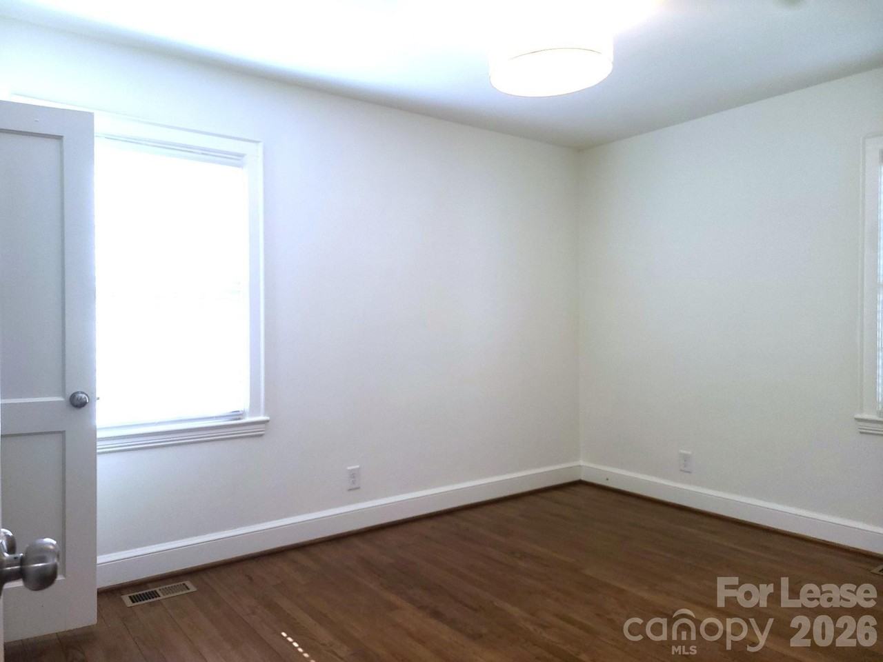 2114 Brandon Cir Apt 1 #1 - Photo 5 of 10