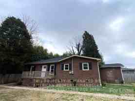 135 Earnhardt Ave - Photo 1 of 1