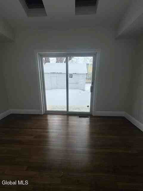 20 River St - Photo 4 of 13