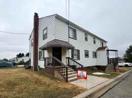 featured image of 514 Euclid Ave