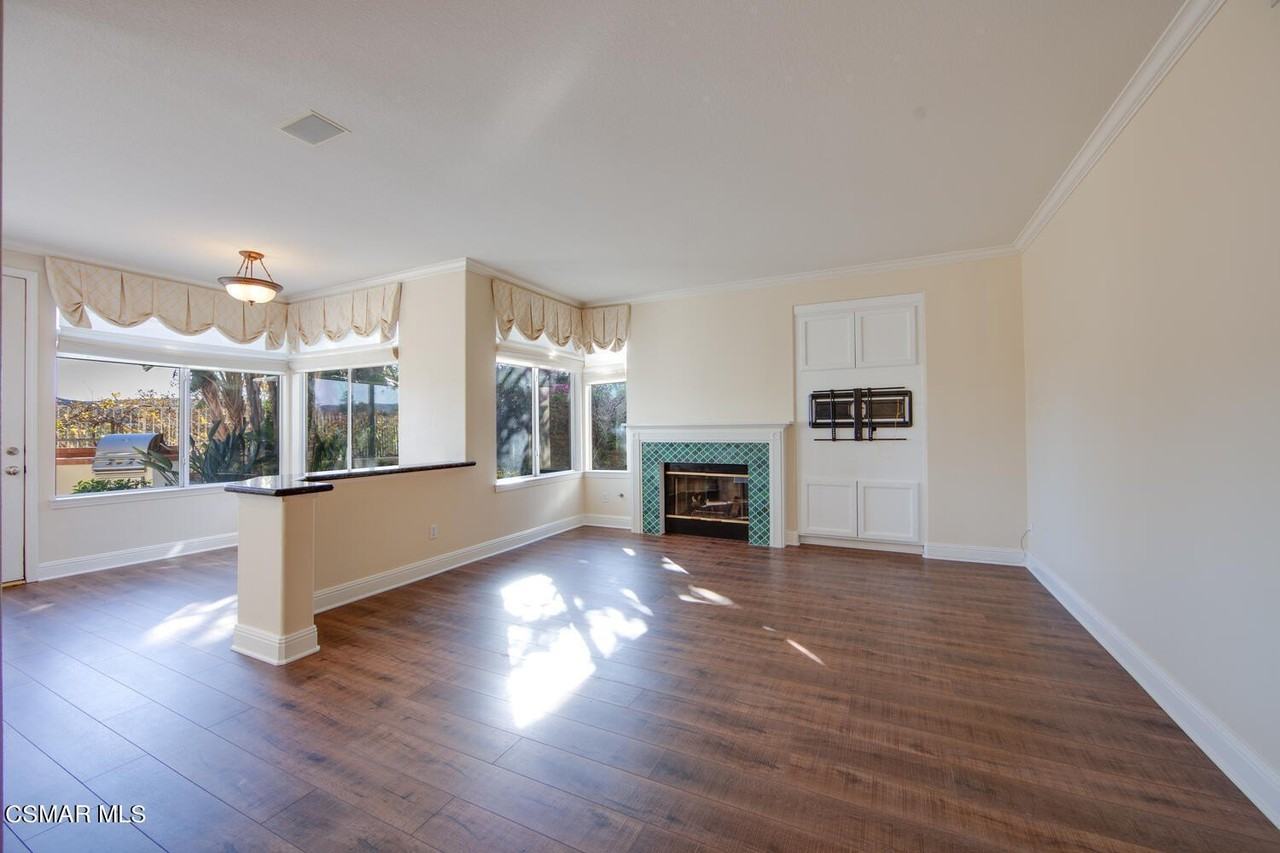 7224 Imbach Pl - Photo 7 of 43