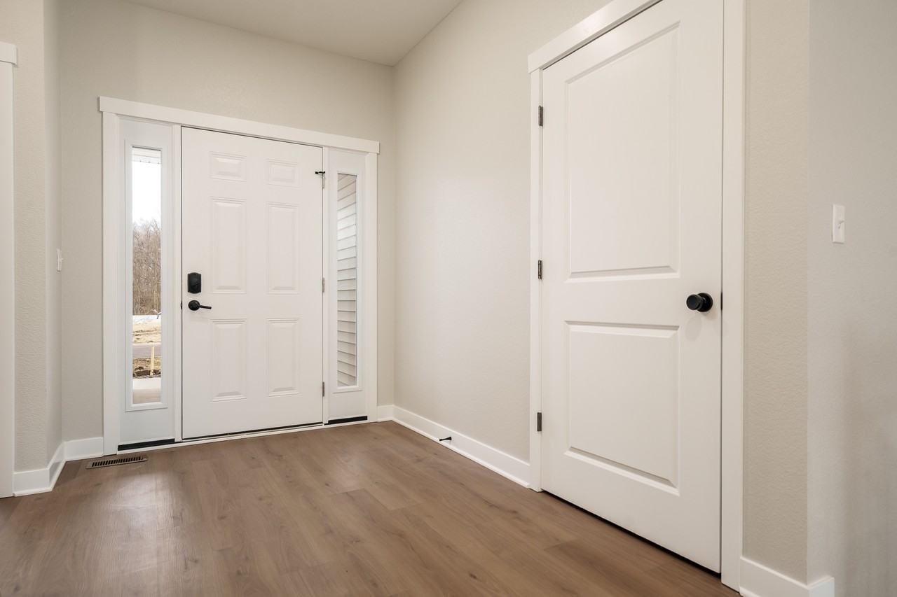 5731 Willow Creek Ln #1 - Photo 4 of 21