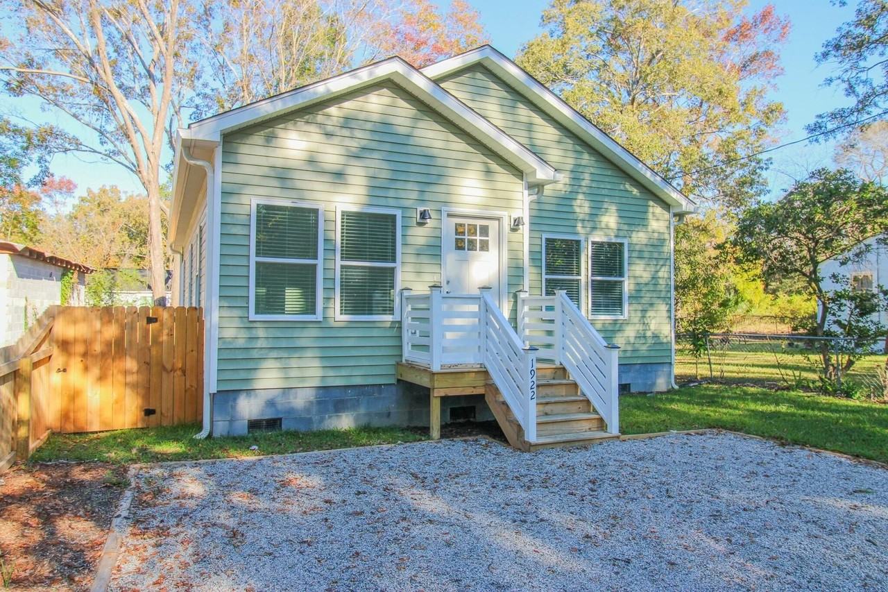 1922 Harper St - Photo 2 of 21