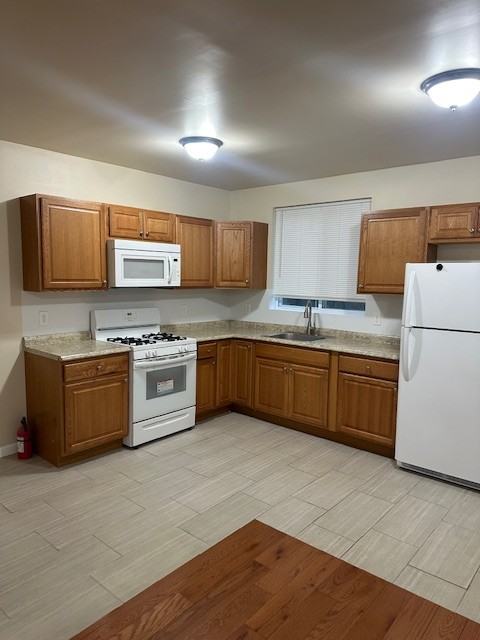 3649 Cottage Ave - Photo 4 of 8