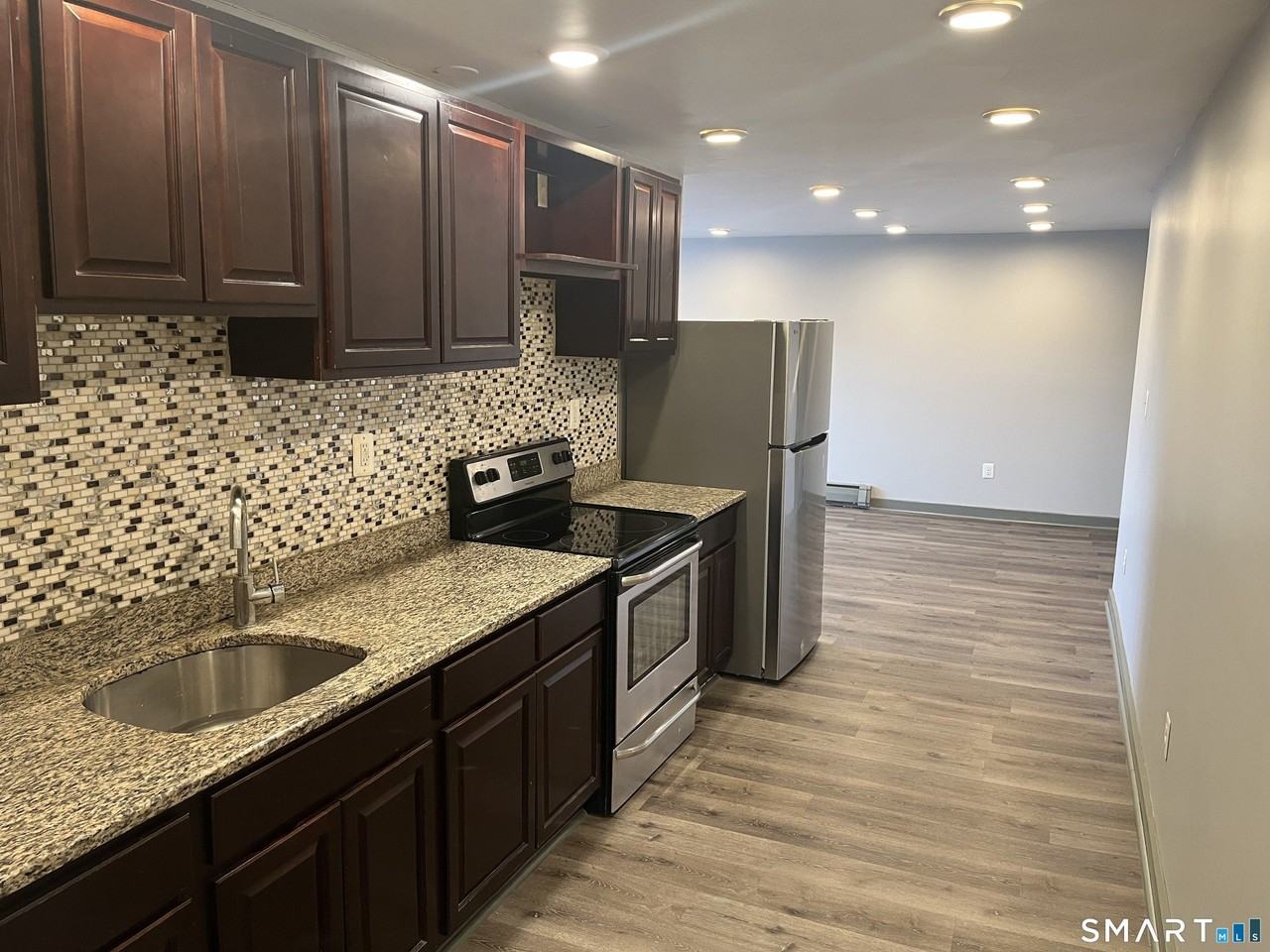 32 Cook Ave Apt 305 #305 - Photo 4 of 16