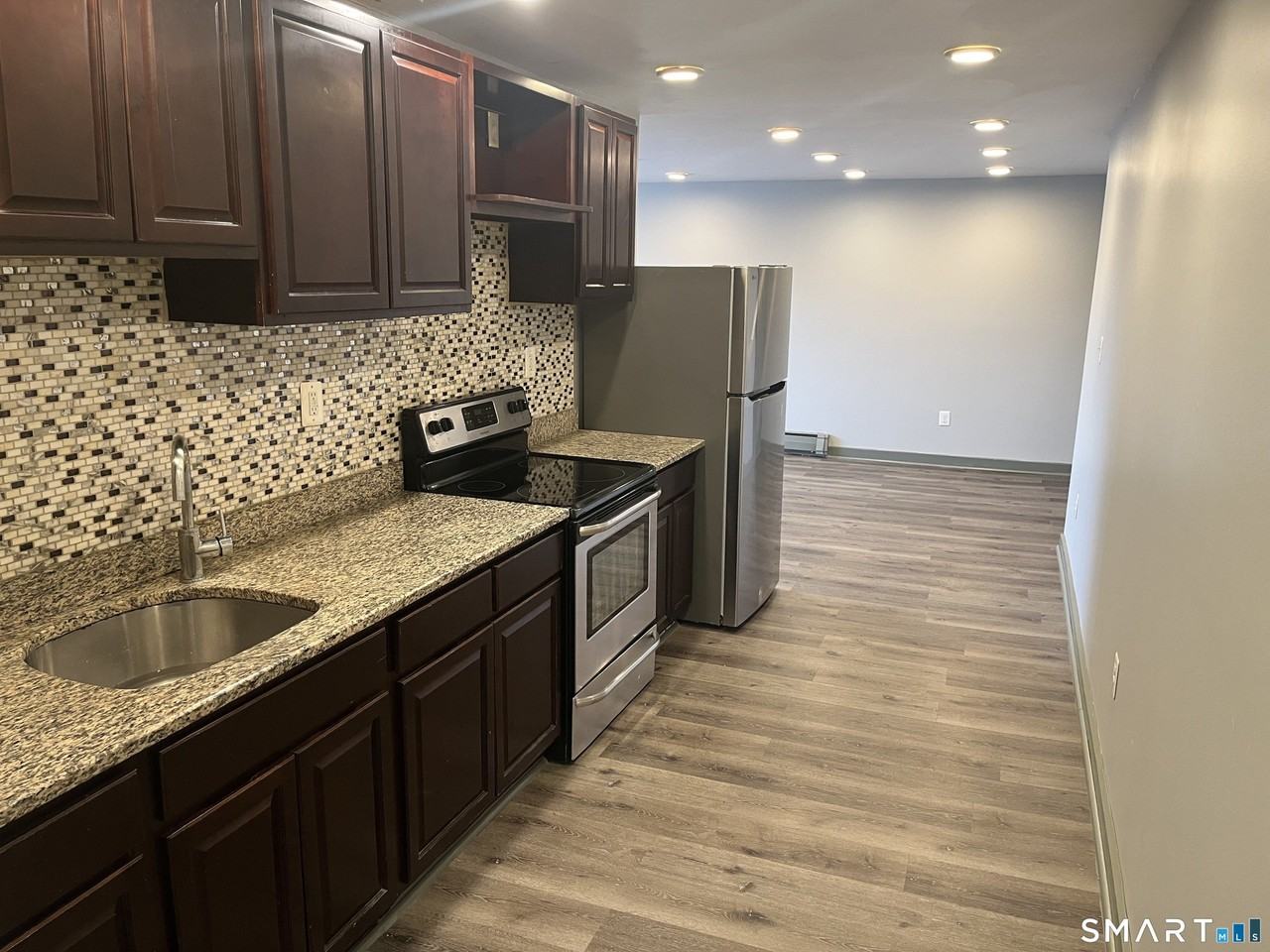 32 Cook Ave Apt 305 #305 - Photo 5 of 16