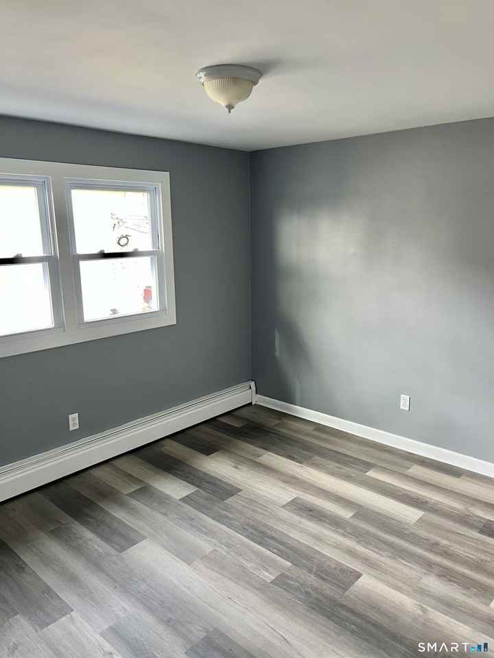 267 Sylvan St - Photo 3 of 10