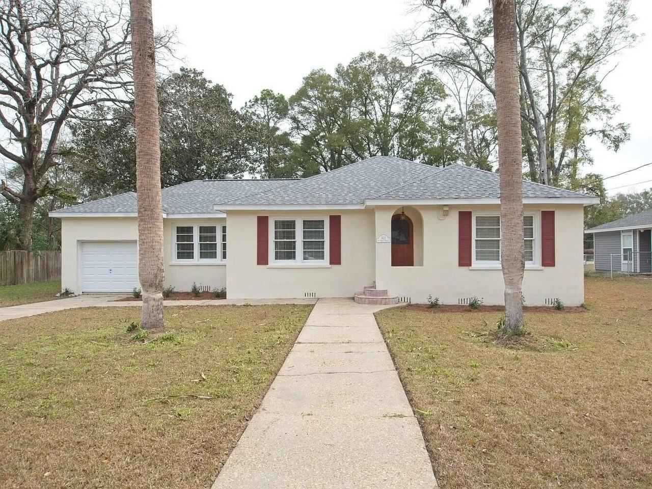 821 N Brett St - Photo 2 of 20