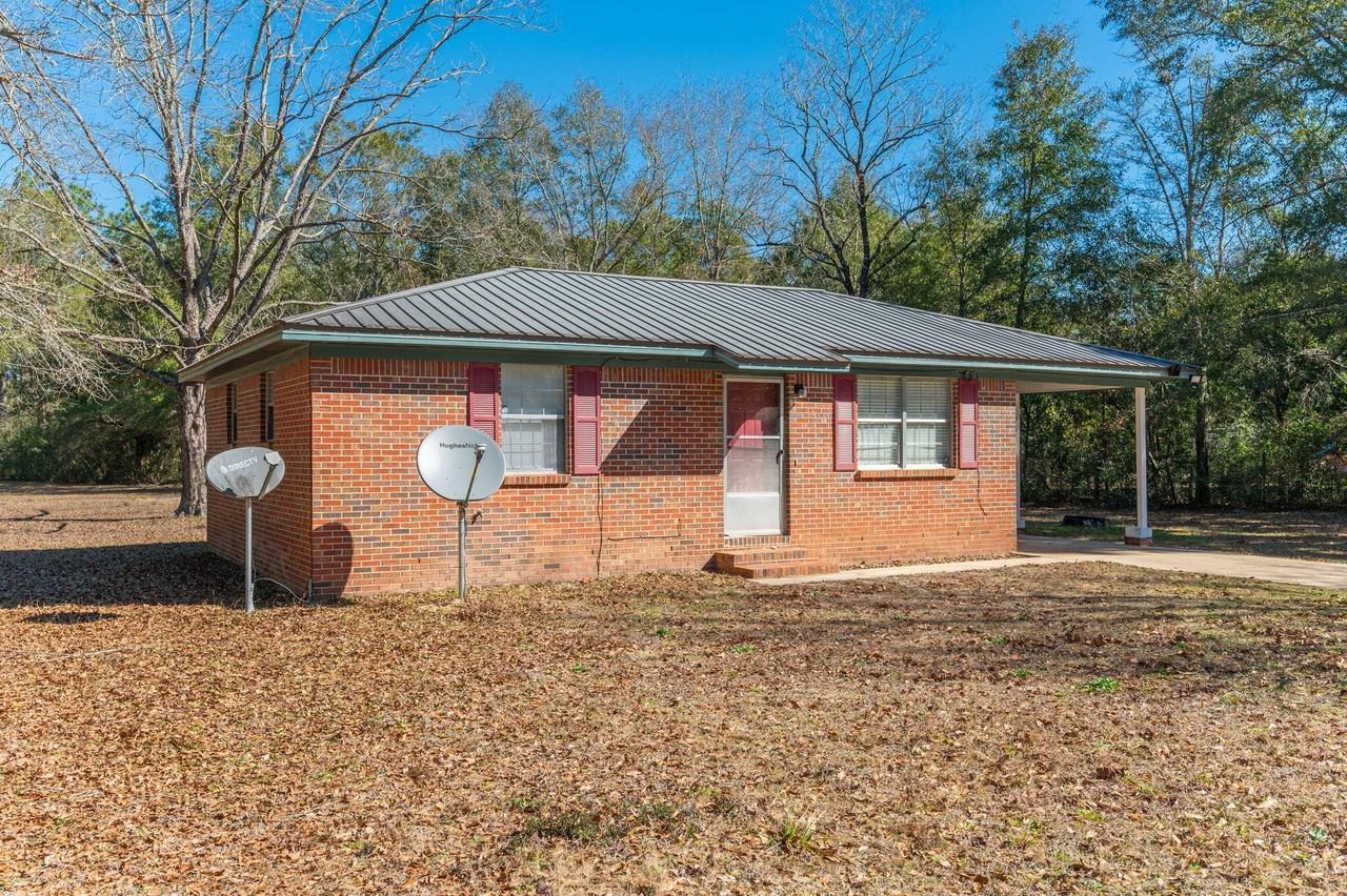 1841 County Highway 183 S - Photo 2 of 24