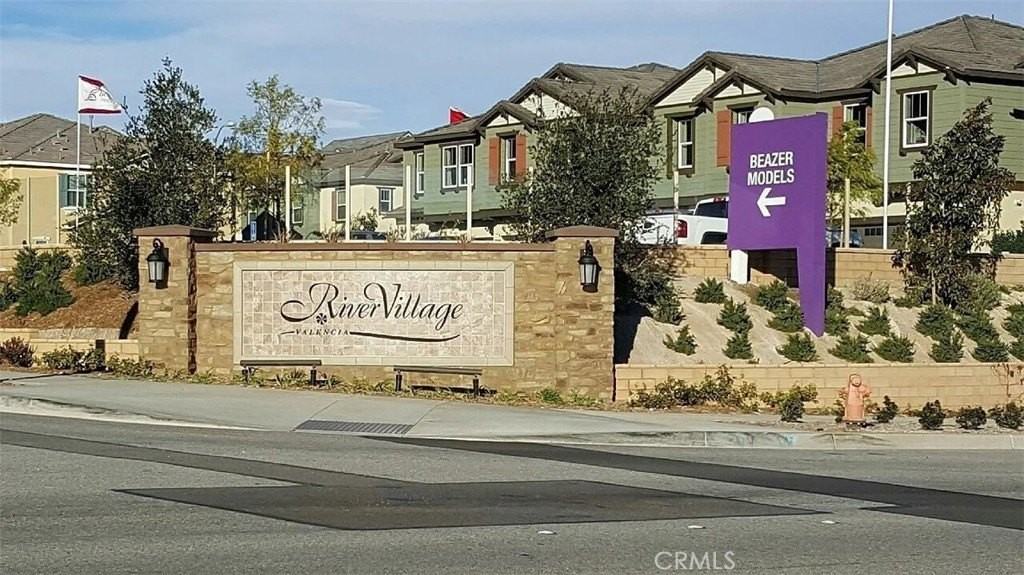 22056 Windham Way - Photo 4 of 35