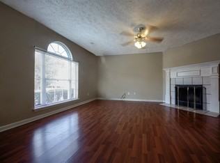 1452 Middleborough Ct #1 - Photo 2 of 19