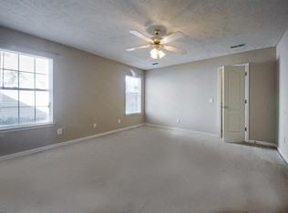 1452 Middleborough Ct #1 - Photo 5 of 19