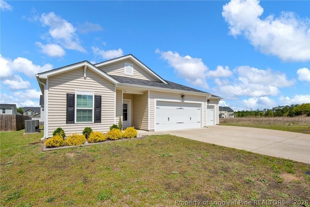 2346 Spinning Wheel Rd - Photo 2 of 36