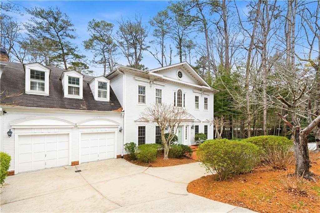 430 W Wesley Rd Nw - Photo 3 of 50