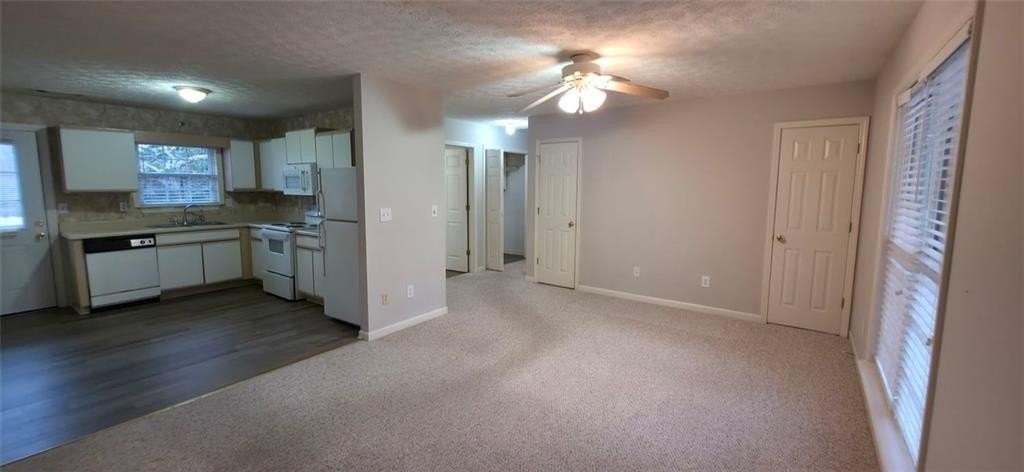 3813 N Bogan Rd Apt 2b #2B - Photo 4 of 8