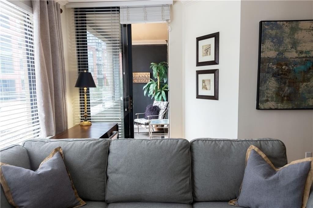 3481 Lakeside Dr Ne Apt 605 #605 - Photo 5 of 50