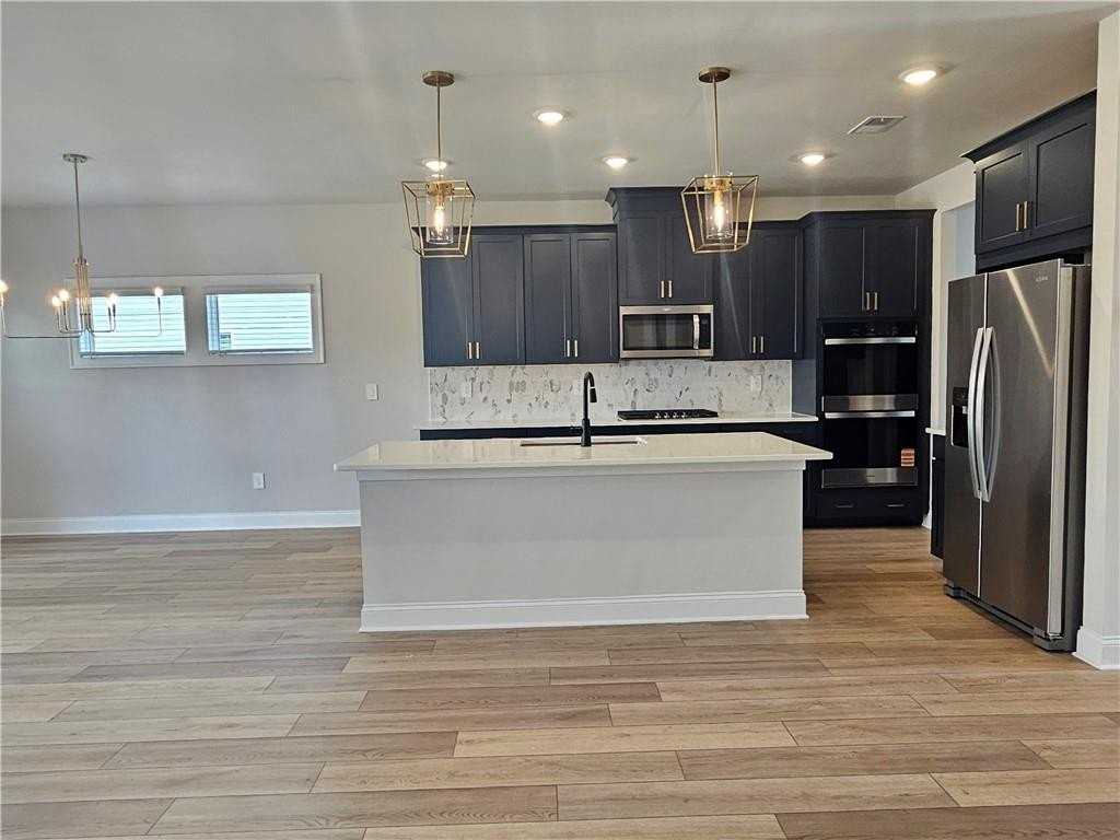 3039 Sweet Red Circle - Photo 6 of 39