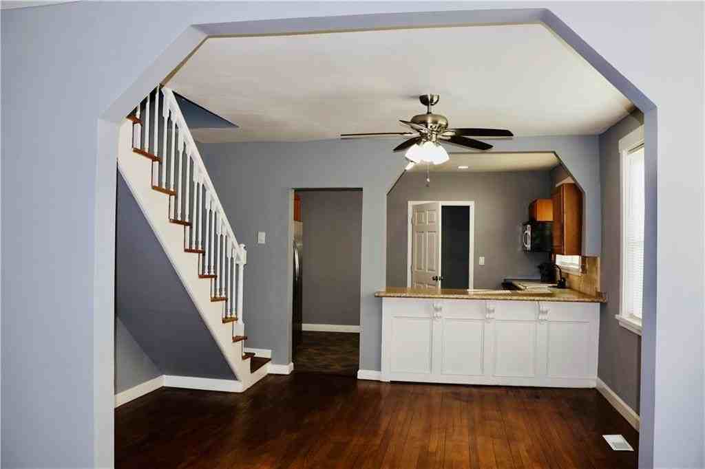 1526 Childress Dr Sw - Photo 6 of 20