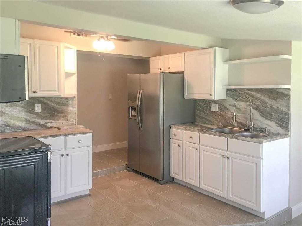 305 Bougainvillea Rd W - Photo 5 of 18