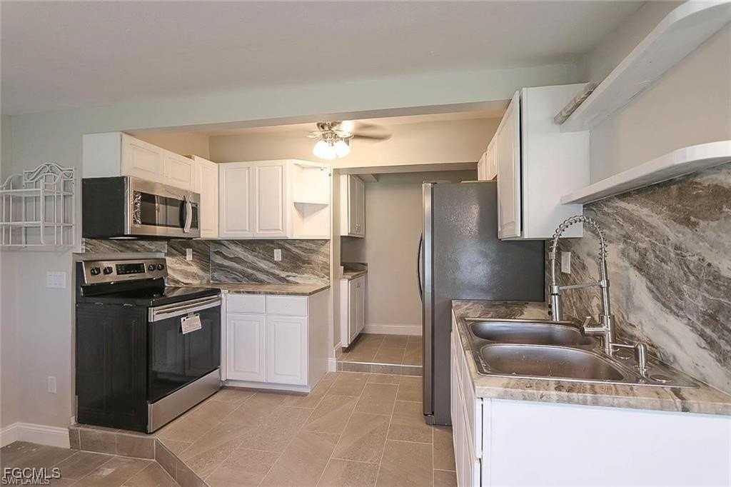 305 Bougainvillea Rd W - Photo 6 of 18