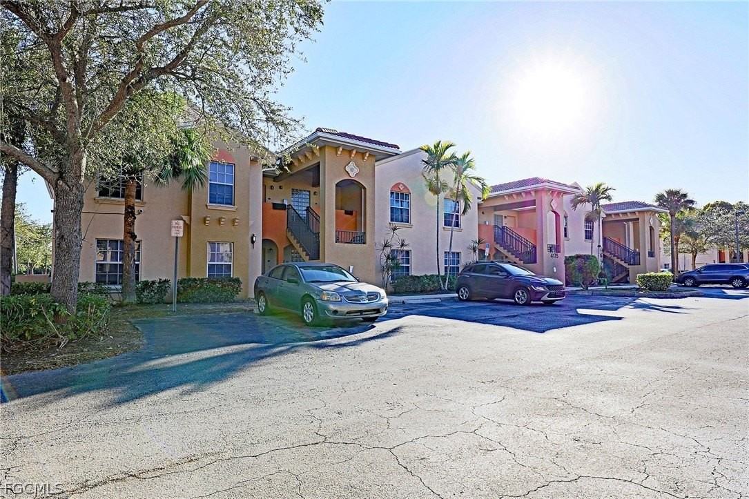 4175 Castilla Cir Apt 206 #206