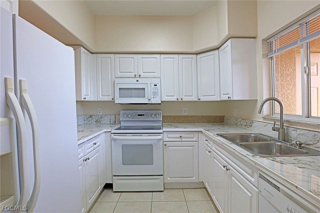 4175 Castilla Cir Apt 206 #206 - Photo 2 of 15