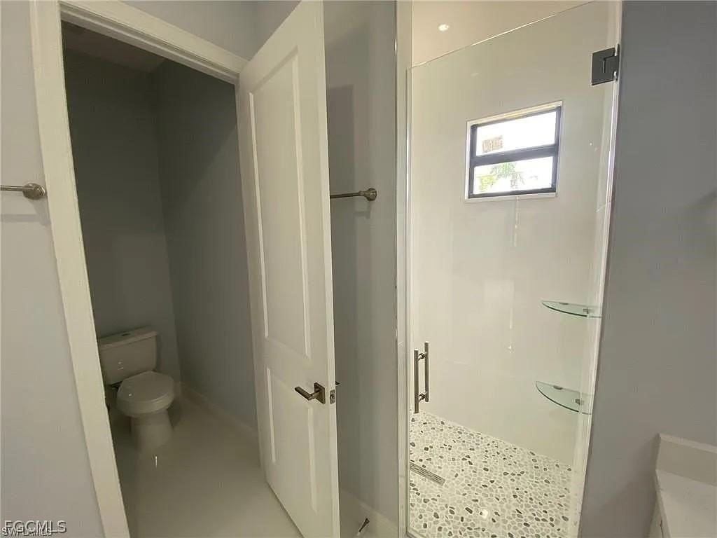 3738 Se Santa Barbara Pl - Photo 6 of 16