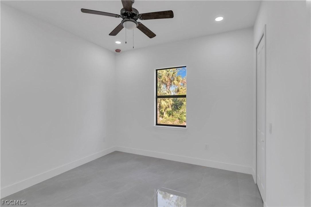 2619 28th St W - Photo 7 of 18