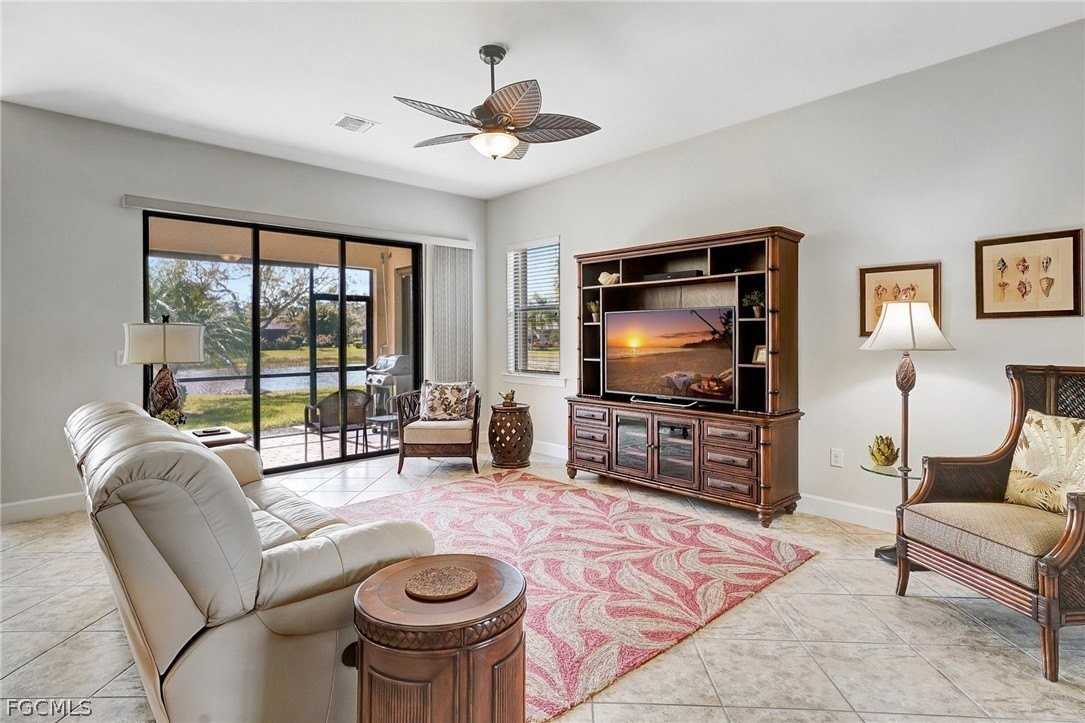 10879 Rutherford Rd - Photo 5 of 36