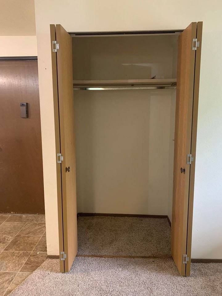 Ivy Gardens - Photo 7 of 28