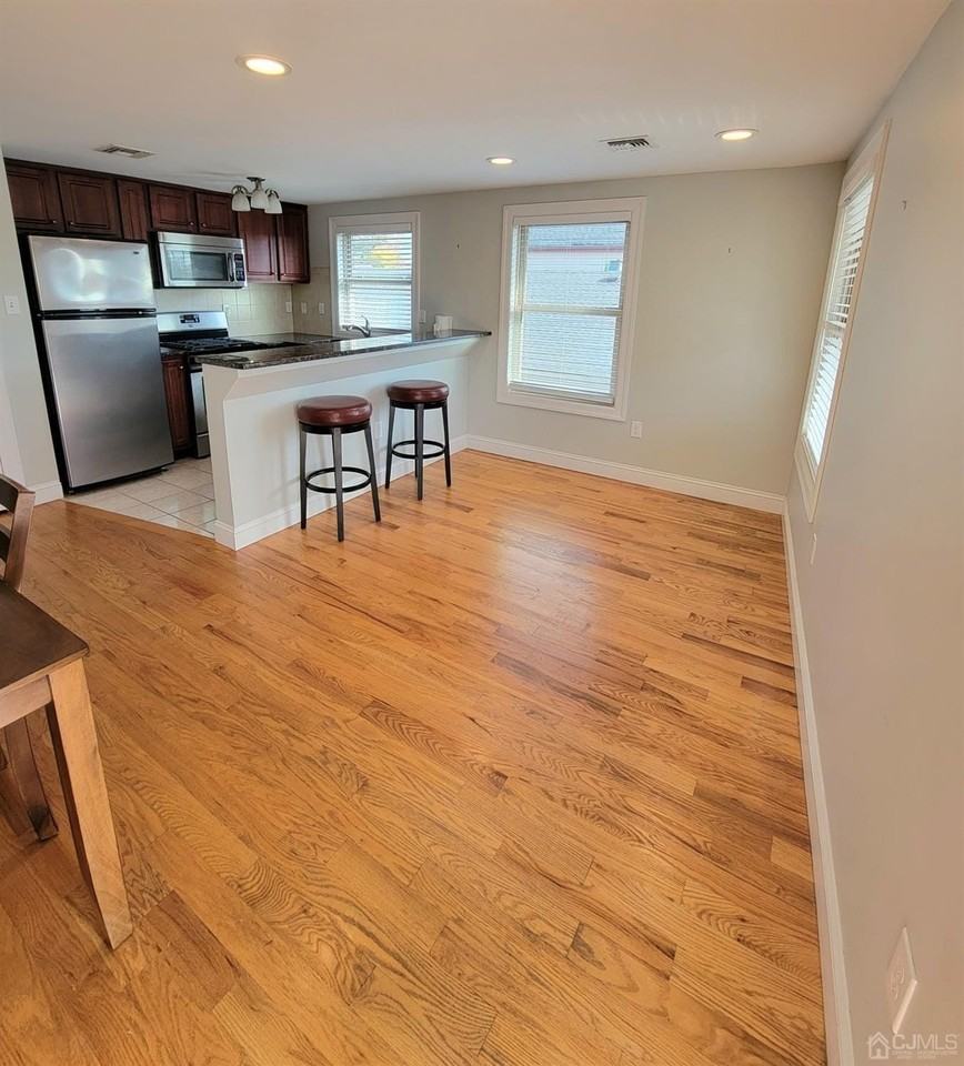 517 New Brunswick Ave #A - Photo 3 of 9