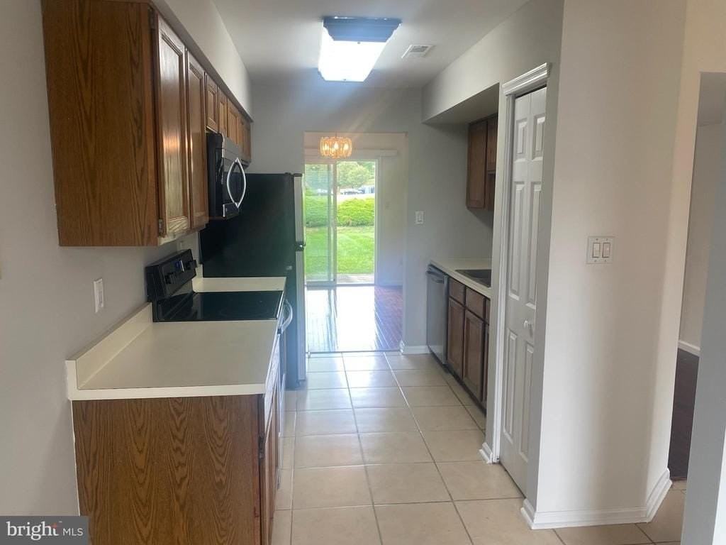 113 N Park Rd - Photo 7 of 15