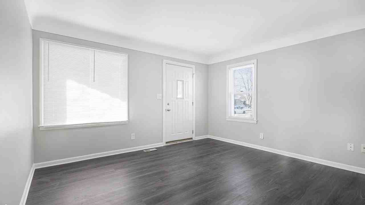 3845 19th St #1 - Photo 5 of 11