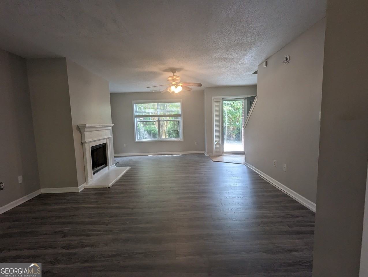 6857 Mahonia Pl - Photo 2 of 28