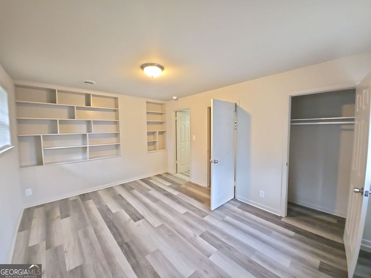 1632 Jolly Green Ct - Photo 5 of 13