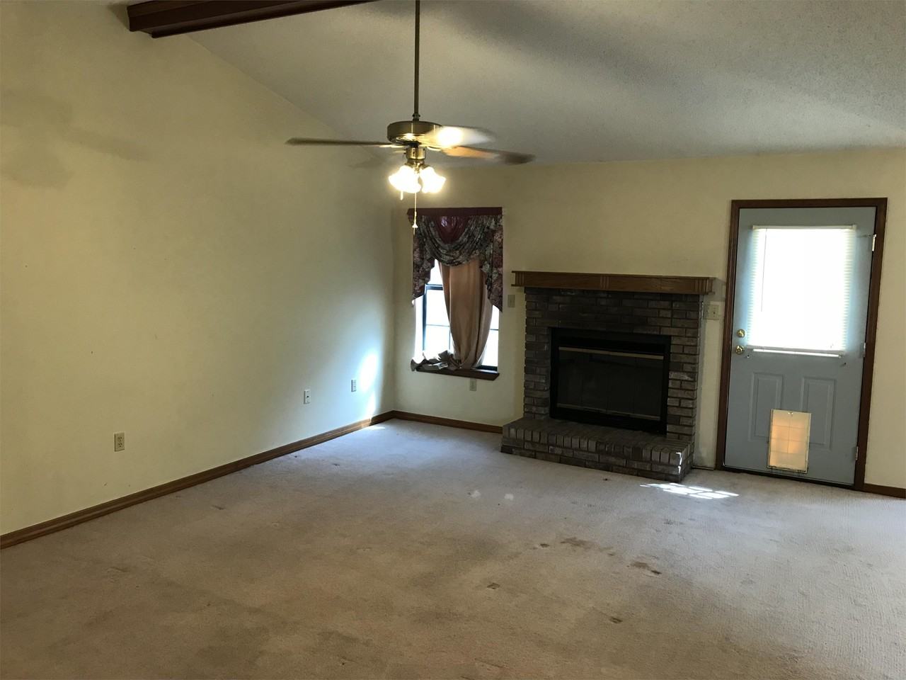 101 Claire Dr #1 - Photo 2 of 18