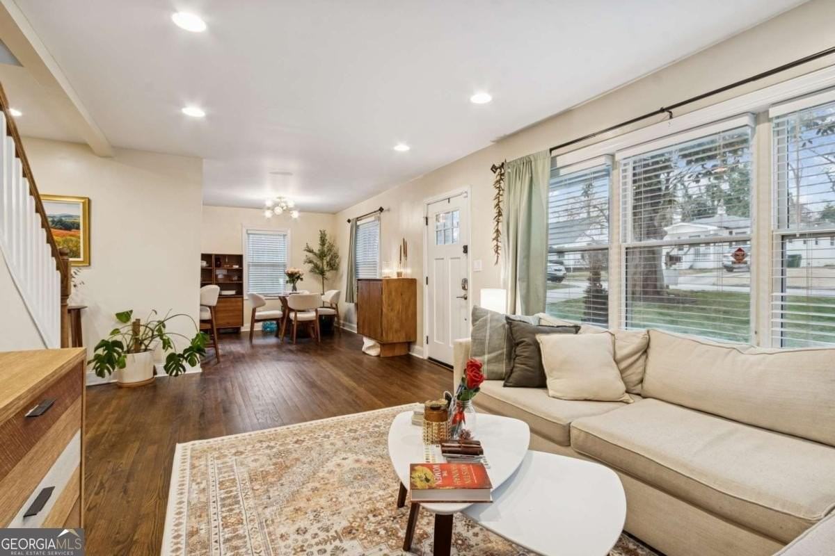 1865 Stanton St - Photo 6 of 28