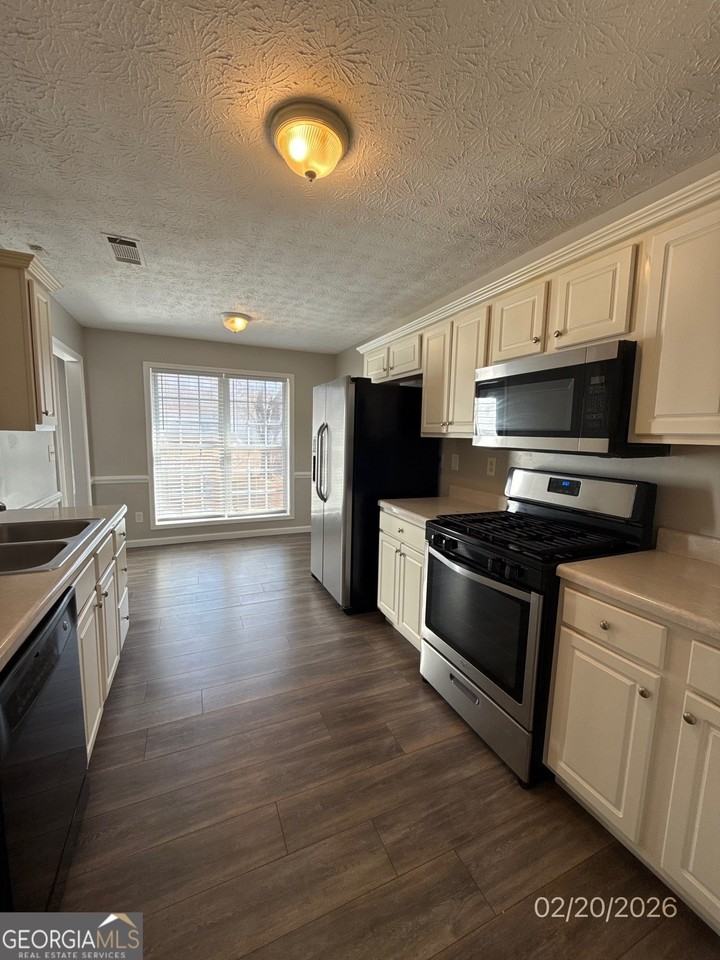 168 Vintage Trl - Photo 4 of 14