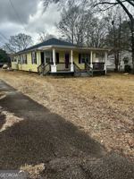 featured image of 19 Helms St