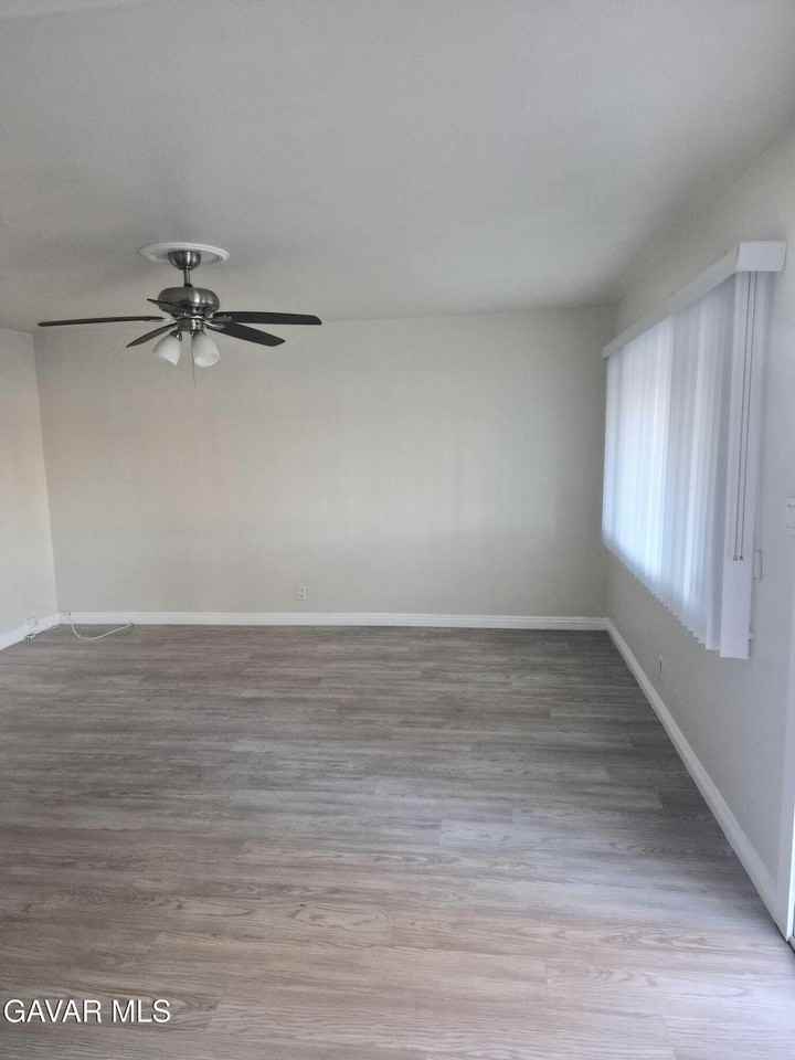 38657 Ladelle Ave - Photo 3 of 7