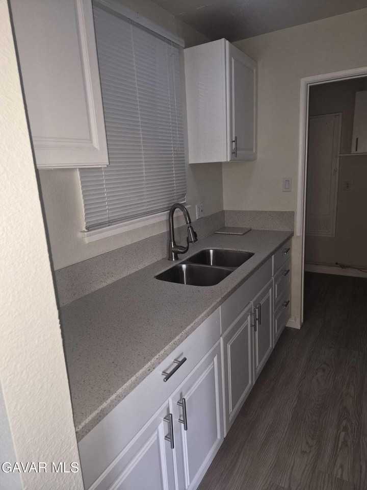 38657 Ladelle Ave - Photo 4 of 7