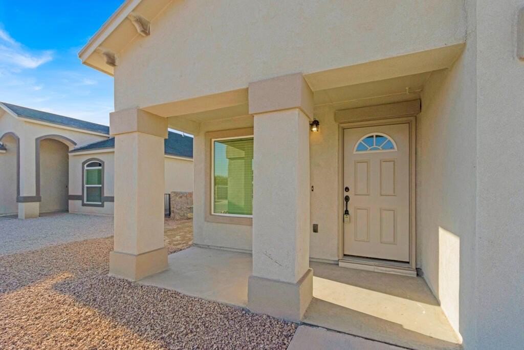 11069 Gem Valley Rd - Photo 2 of 36