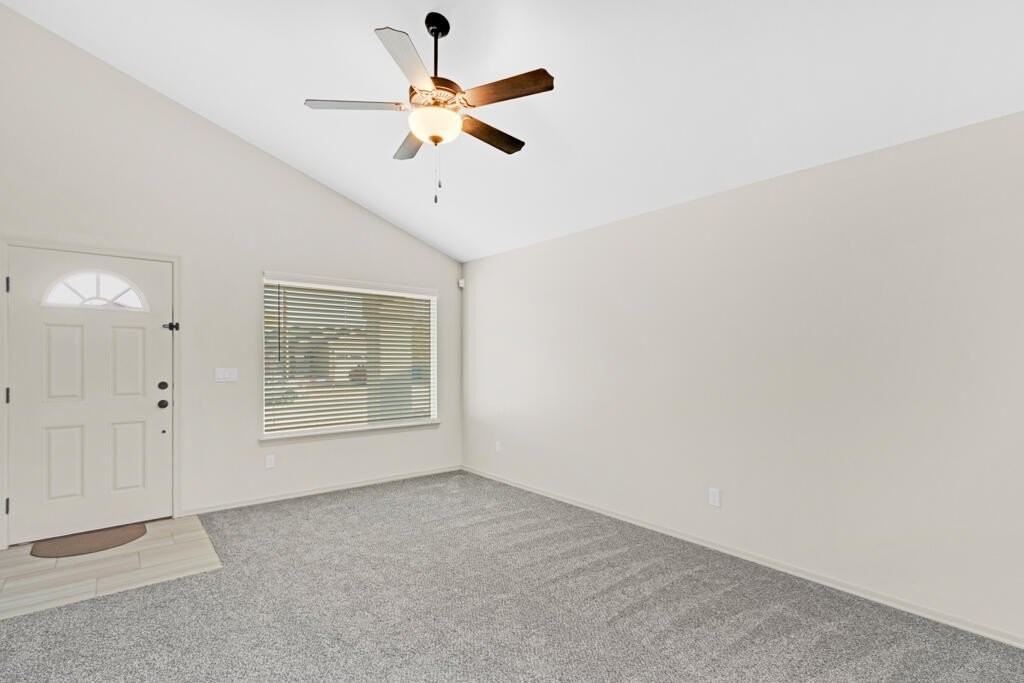 11069 Gem Valley Rd - Photo 6 of 36