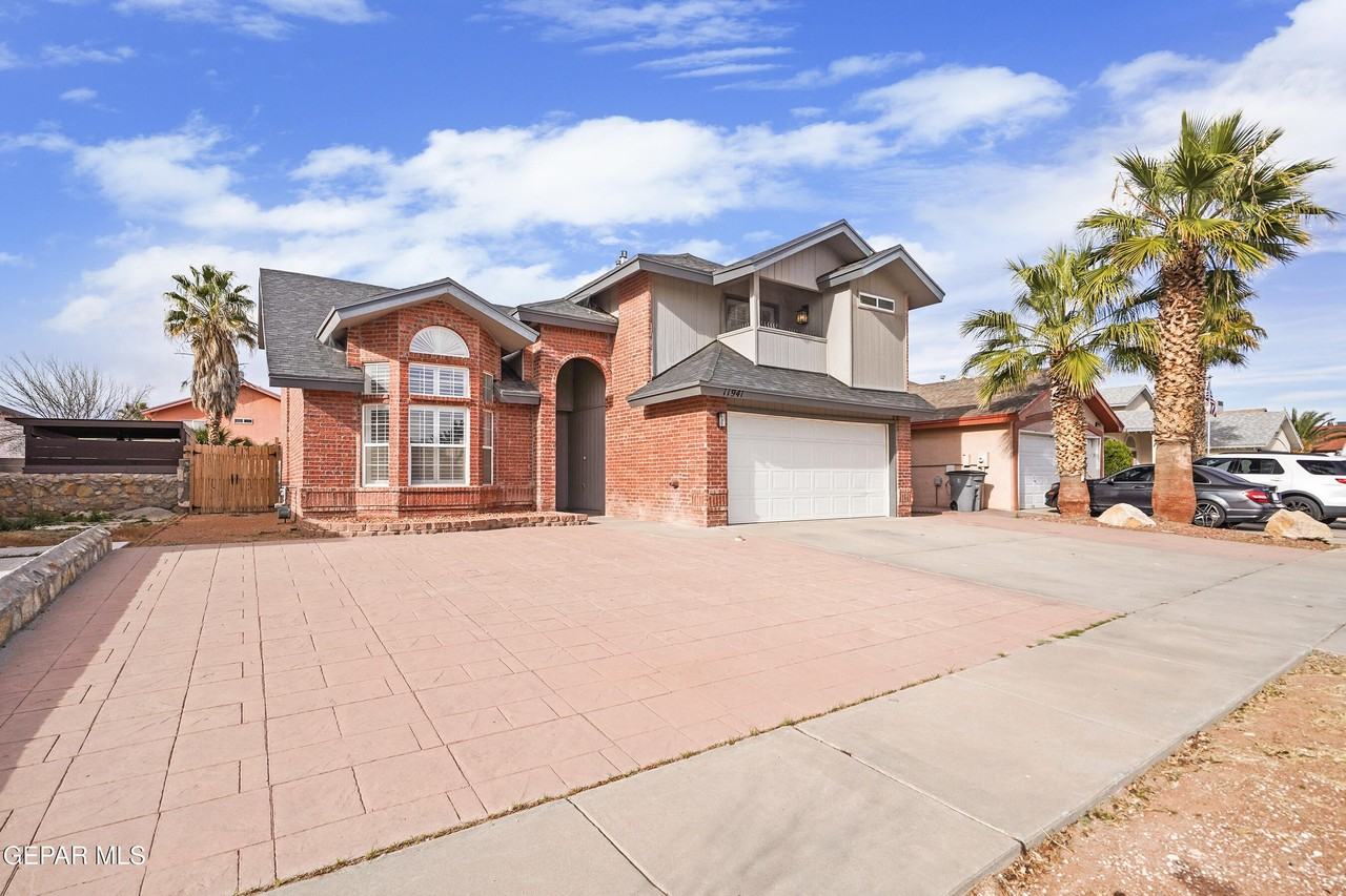 11941 Arrow Knoll Cir - Photo 3 of 33