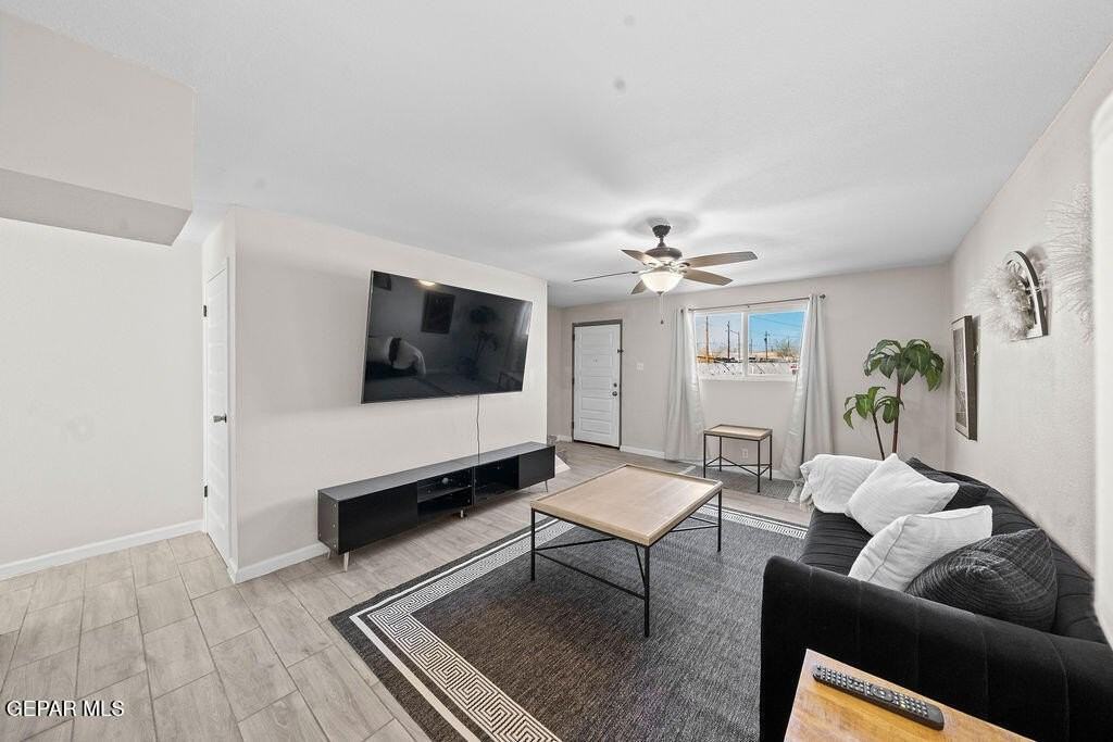 7441 Alameda Ave Apt 11 #11 - Photo 6 of 15