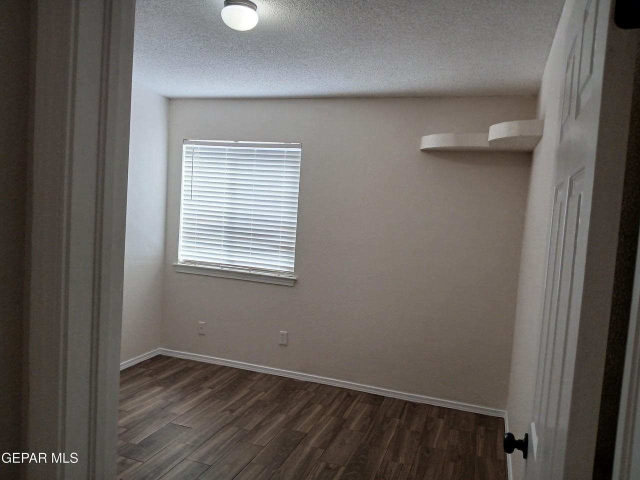 11309 Charles Reynolds Ln - Photo 6 of 12