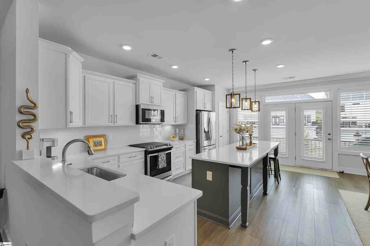 63 Millside Cir - Photo 5 of 32